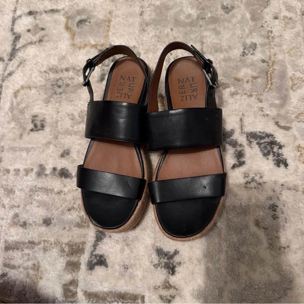 Naturalizer Black Sandals with braided bottom